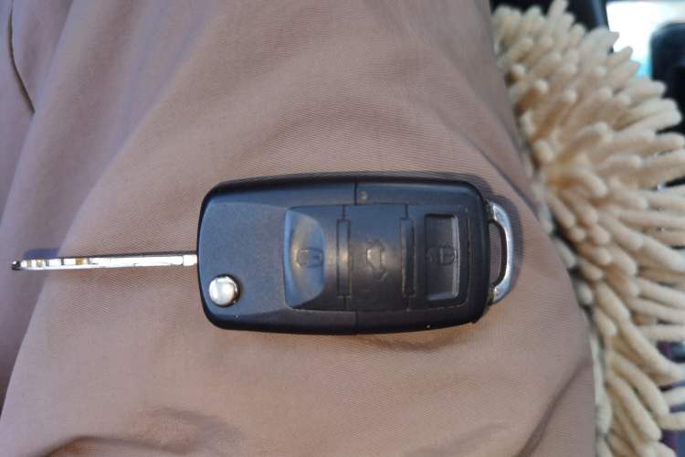 Used Chevrolet Sail 2013 Sedan 1.2L Manual Fashionable Happiness Edition