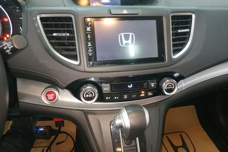 Used Honda CR-V 2015 2.4L two-wheel drive luxury version
