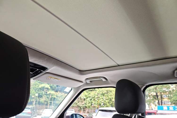 Used Land Rover Range Rover Sport 2016 3.0 V6 Low-Power Version U.S. Specification
