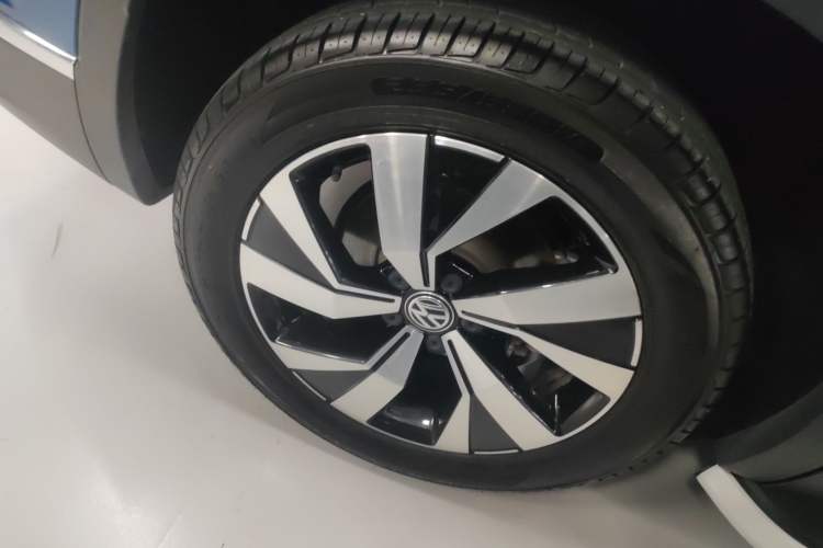 Used Volkswagen Tayron 2019 330TSI Four-Wheel Drive Luxury Version China V Standard
