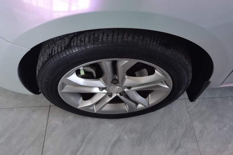 Used Geely Auto Emgrand GL 2017 1.3T DCT Luxury Model
