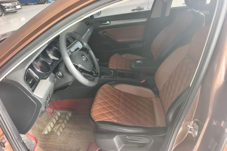 Used Volkswagen Lamando 2017 230TSI DSG Fashion Edition