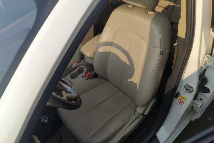 Used Changan Eado 2014 1.6L Manual Luxury Model
