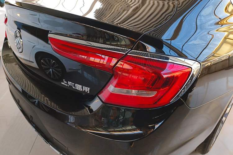 Used Buick LaCrosse 2019 28T Luxury Model
