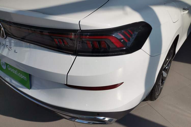 Used Volkswagen Lamando 2025 Lavida L 280TSI DSG Cool & Spicy Edition
