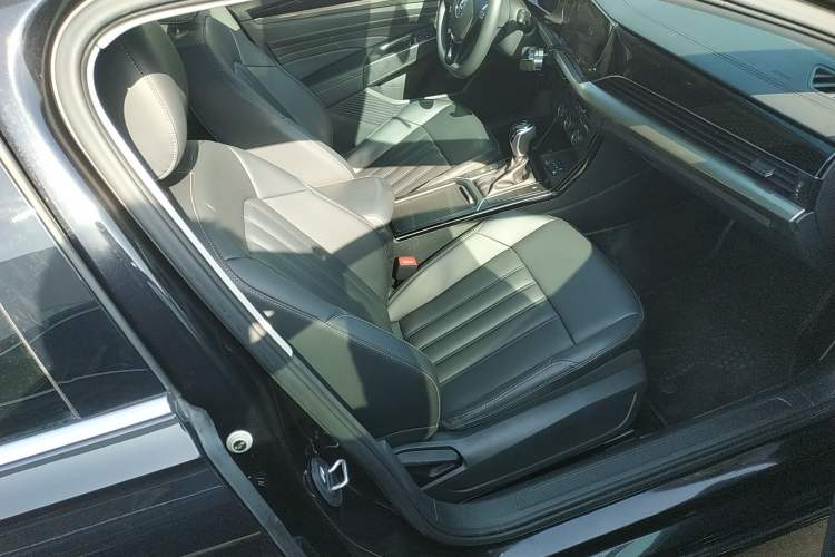 Used Volkswagen Passat 2020 Revised Version 280TSI Business Edition China VI Standard