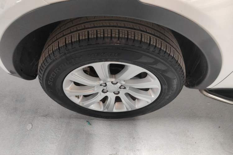 Used Land Rover Discovery Sport 2018 240 PS PURE Edition
