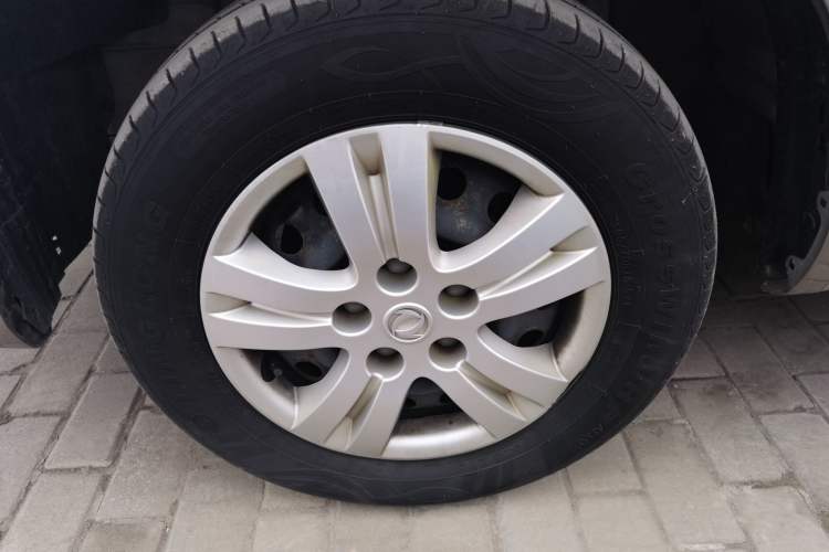 Used FORTHING Lingzhi 2020 M5L 1.6L Base Model 7 Seats