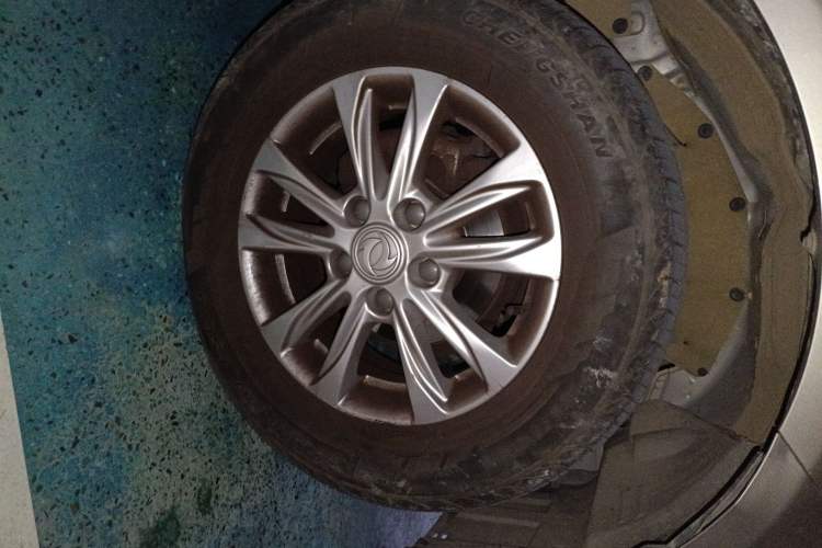 Used FORTHING Lingzhi 2019 M5 1.6L 7-Seater Luxury Model China VI Standard
