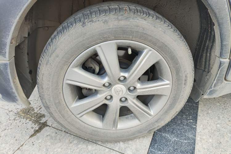 Used Toyota Verso 2015 180E CVT Crossover Edition
