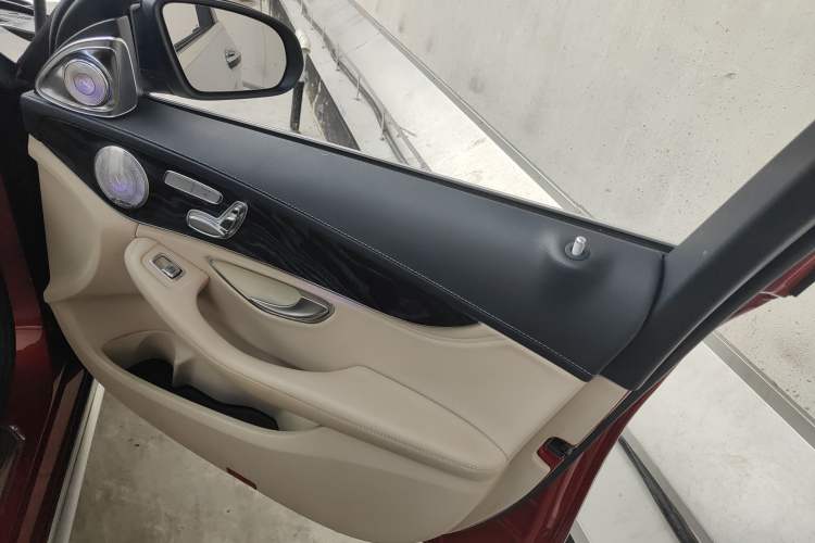 Used Mercedes-Benz C-Class 2015 C 200 L Sport Edition
