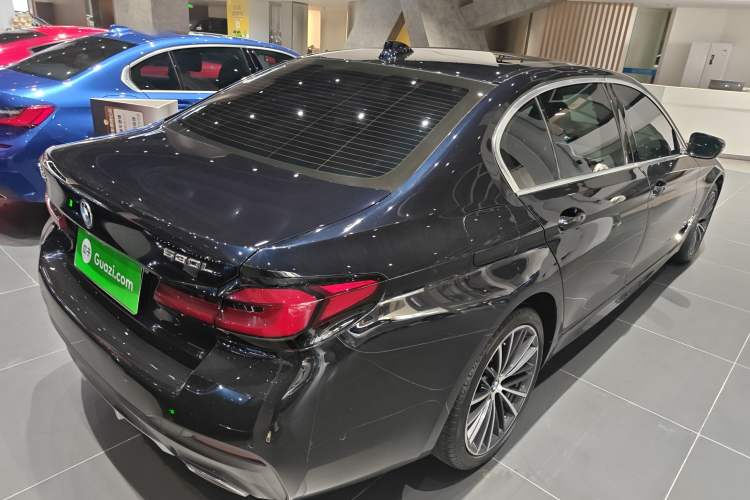 Used BMW 5 Series 2022 Restyled 530Li Leading Edition M Sport Package
