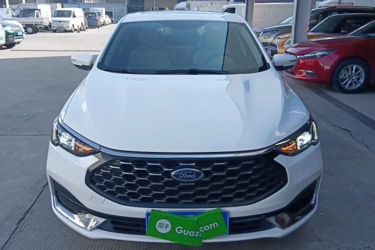 Used Ford Escort 2021 1.5L Automatic Diamond Edition
