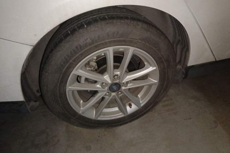 Used Ford Focus 2015 Sedan EcoBoost 180 Automatic Elite Model