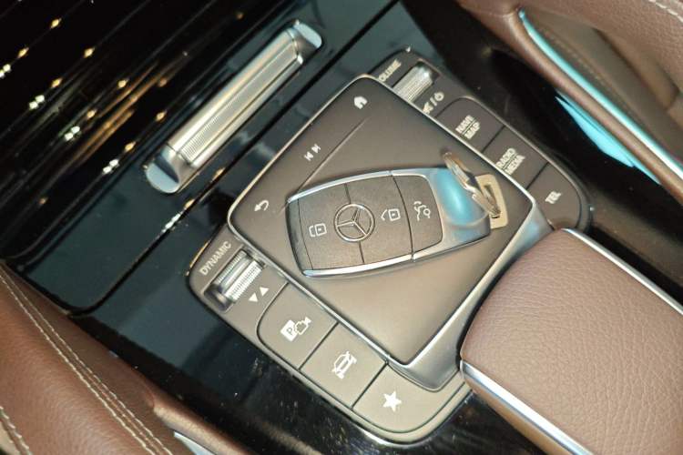 Used Mercedes-Benz GLE 2023 GLE 350 4MATIC Stylish Model
