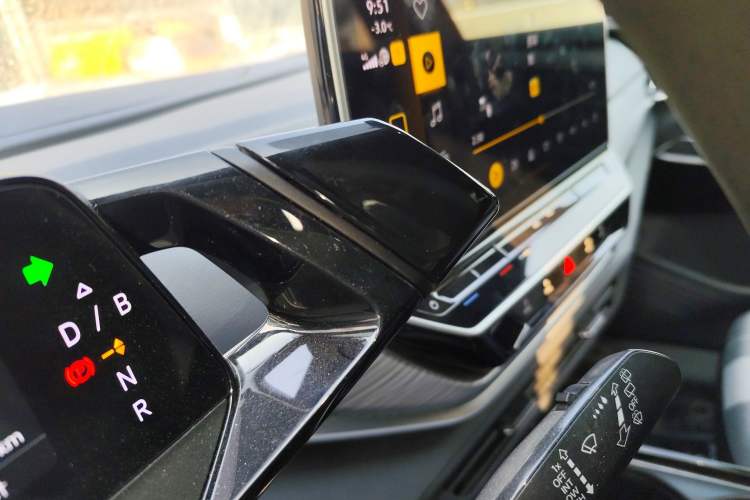 Used Volkswagen ID.4 CROZZ 2022 Long-Range PURE+ Edition
