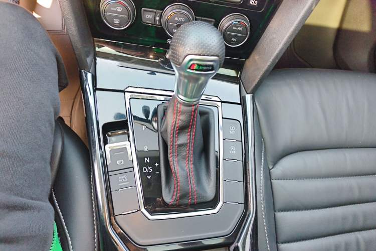 Used Volkswagen Lamando 2018 280TSI DSG Comfort Edition
