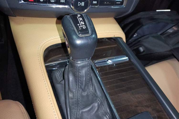 Used Volvo S90 2018 T5 Zhiyuan Edition
