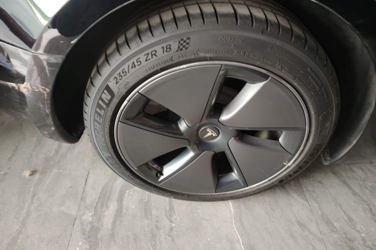 Used Tesla Model 3 2022 Rear-Wheel-Drive Version