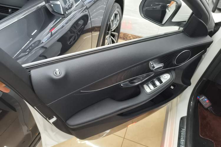 Used Mercedes-Benz C-Class 2017 Restyled C 180 L Fashion Edition Sport Version