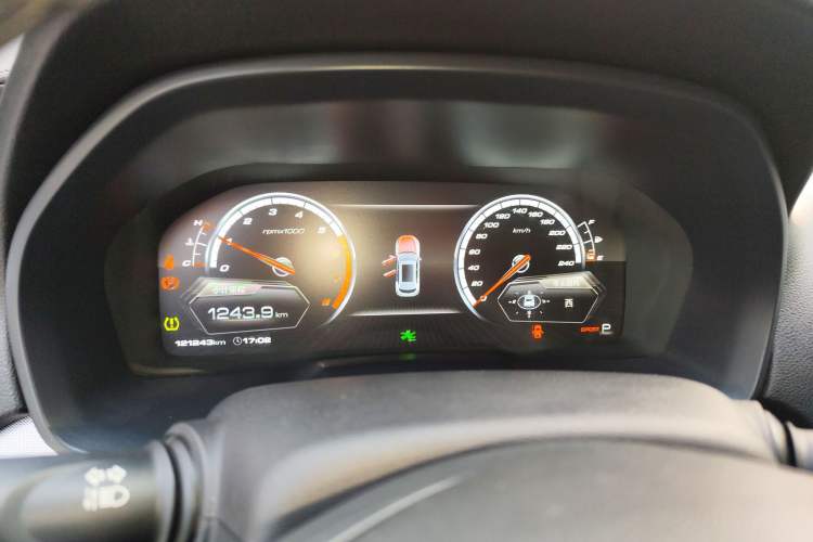 Used Wey VV7 2017 2.0T Ultra-Luxury Version
