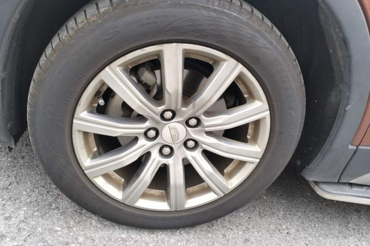 Used Cadillac XT4 2018 28T Two-Wheel Drive Leading Version
