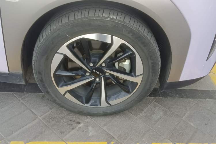 Used AION Y 2022 Plus 70 Smart Edition