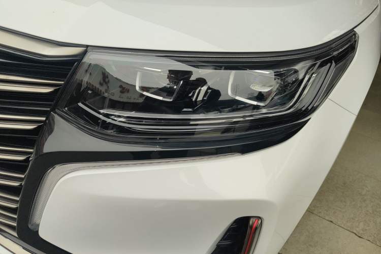 Used Changan CS95 2021 2.0T Two-Wheel Drive Luxury Version
