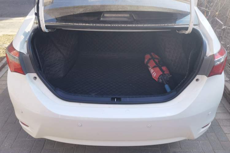 Used Toyota Corolla 2017 Revised Version 1.2T S-CVT GL