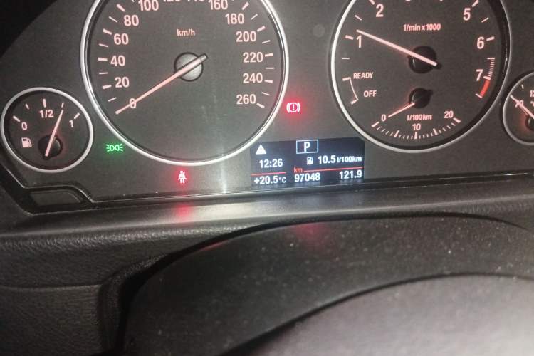 Used BMW 3 Series 2015 320Li Fashion Model
