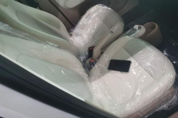 Used Wuling Hongguang MINIEV 2025 Four-Door Version Advanced Edition
