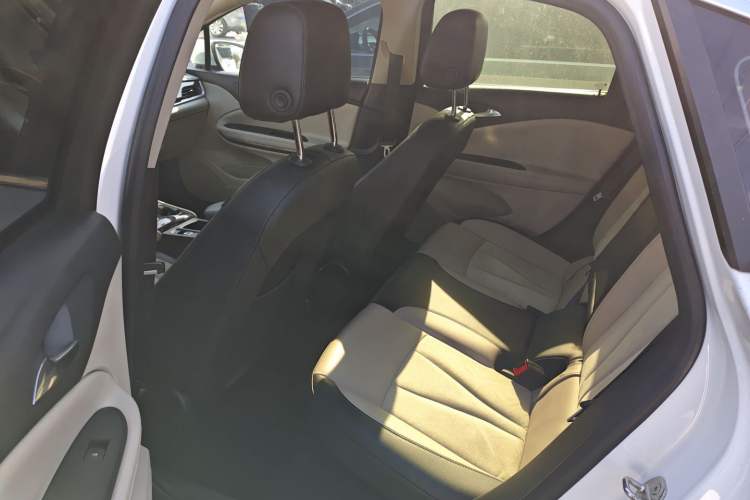 Used Buick Verano 2019 Sedan 15S Automatic Leading Model