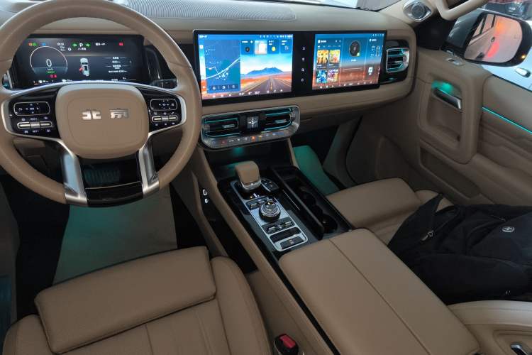 Used  BJ60 Leiting 2024 Magic Electric Drive Advanced Version 5 Seats
