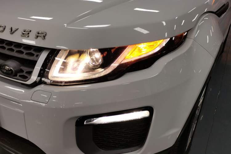 Used Land Rover Range Rover Evoque 2016 2.0T SE Smart Glow Edition
