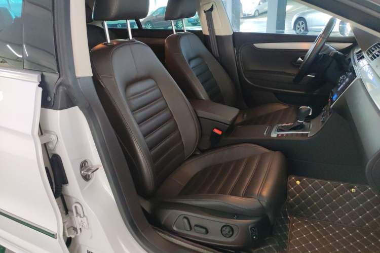 Used Volkswagen FAW-Volkswagen CC 2018 2.0 TSI Luxury Model
