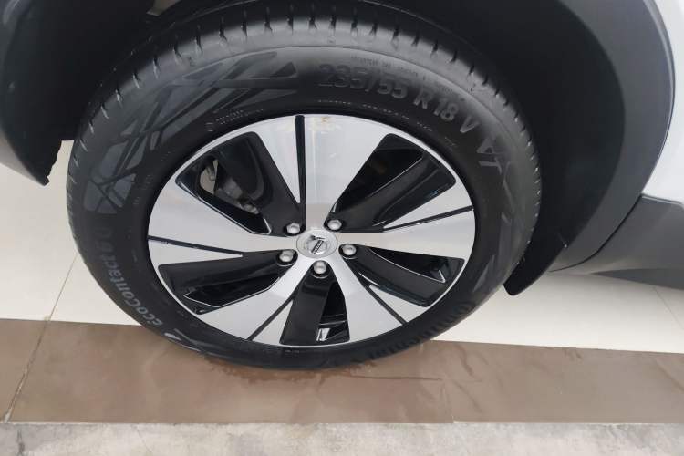 Used Volvo XC40 2023 B3 Zhiyuan Luxury Edition