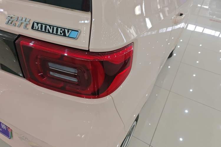 Used Wuling Hongguang MINIEV 2021 Macaron Fashion Model Lithium Iron Phosphate