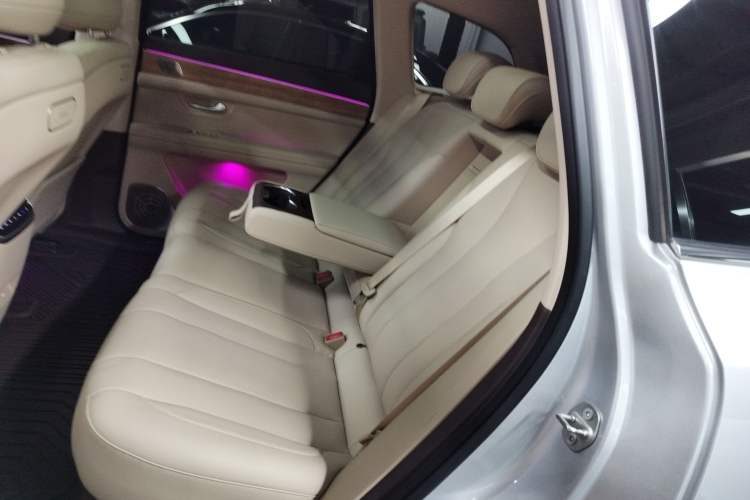 Used Hima AITO M7 2024 1.5T Rear-Drive Plus Version 5 Seats
