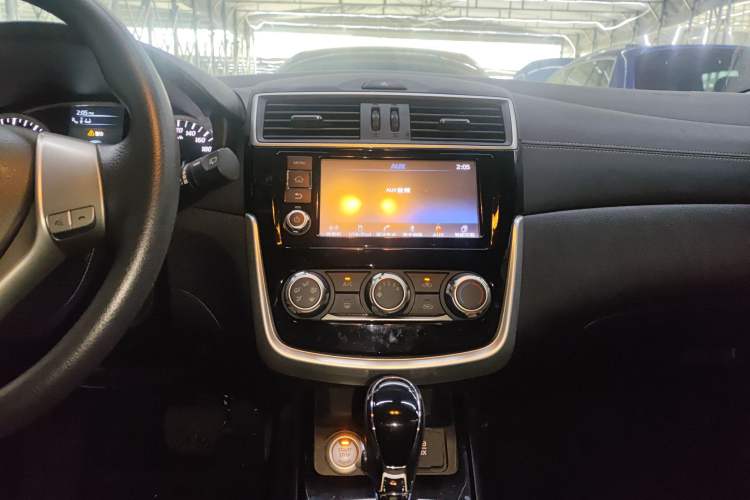 Used Nissan Tiida 2016 1.6L CVT Smart Drive Edition
