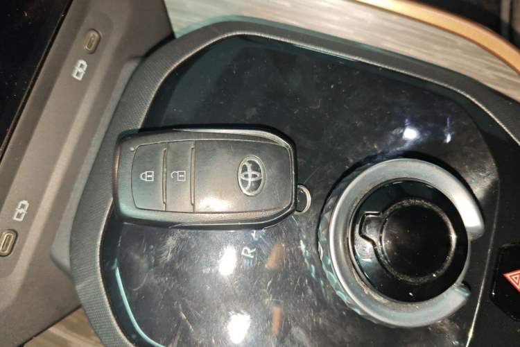 Used Toyota bZ3 2023 616 km Long-Range Premium
