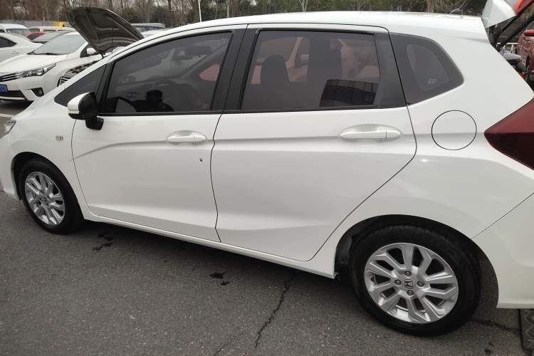 Used Honda Fit 2018 1.5L CVT Comfort Sunroof Version
