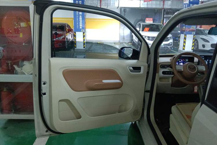 Used Wuling Hongguang MINIEV 2024 3rd Generation 215km Youth Edition
