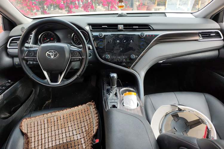 Used Toyota Camry 2019 2.5G Luxury Edition China VI Standard