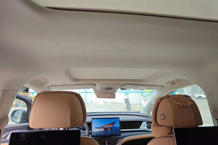 Used Denza D9 2024 DM-i 980 Four-Wheel Drive Flagship Model