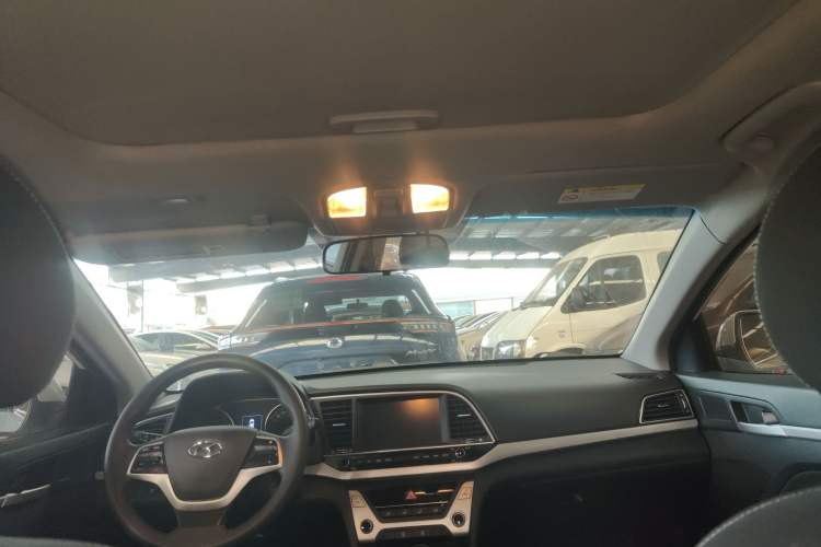 Used Hyundai Elantra 2016 1.6L Automatic ZhiXuan – Elite Version