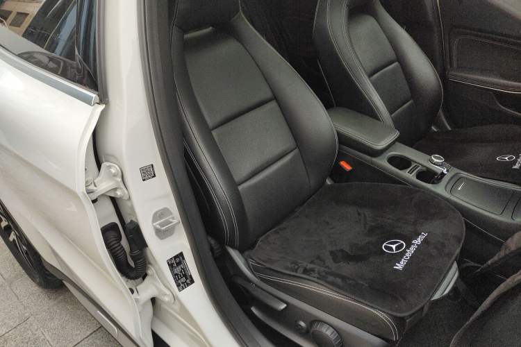 Used Mercedes-Benz GLA 2017 GLA 200 Fashion Model
