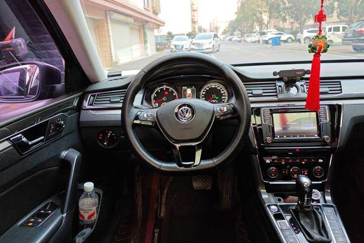 Used Volkswagen Passat 2016 330TSI DSG Prestige Edition
