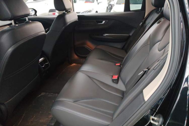 Used Hongqi E-QM5 2023 Revised Version Basic Travel Edition
