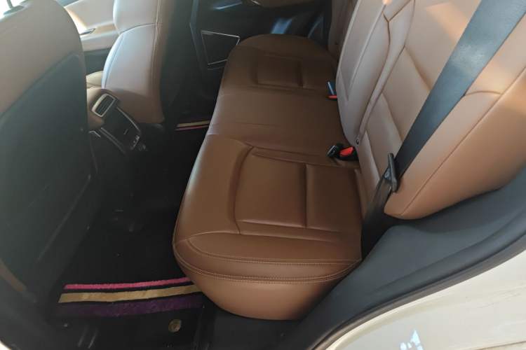 Used Geely Auto Emgrand X7 Sport 2016 1.8TD Automatic ZhiZun Version
