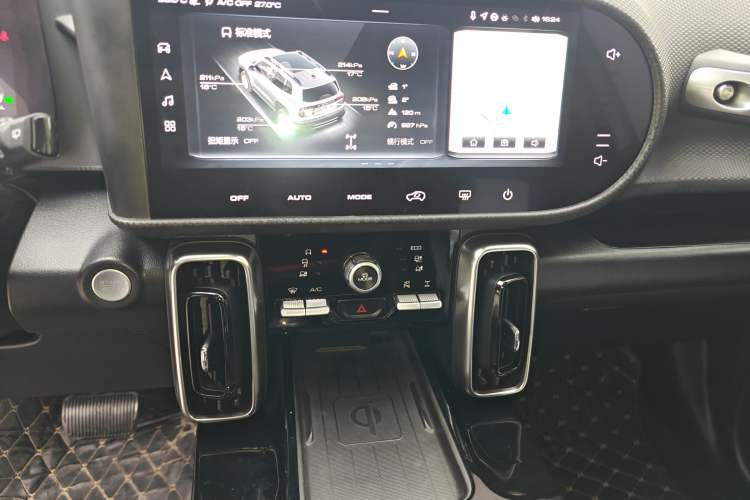 Used Haval DARGO 2021 2.0T DCT 4x4 Chinese Rural Dog Edition
